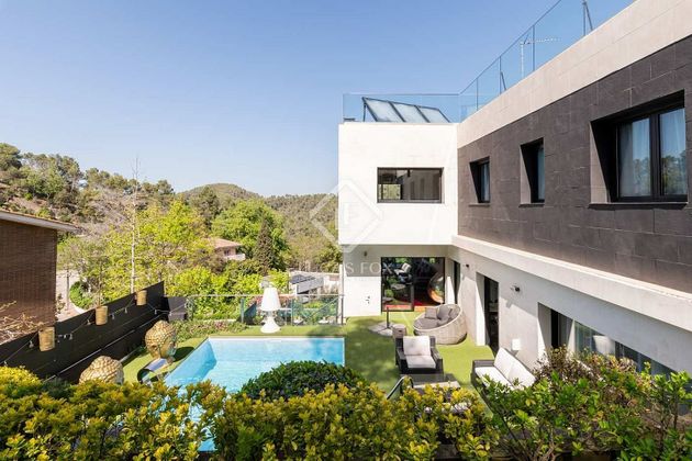 Foto 1 de Xalet en venda a La Floresta - Les Planes de 6 habitacions amb terrassa i piscina