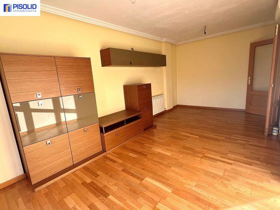 Foto 2 de Venta de piso en Girón - Villa del Prado de 2 habitaciones con garaje y aire acondicionado