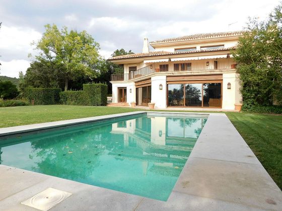 Foto 1 de Xalet en venda a San Agustín de Guadalix de 9 habitacions amb terrassa i piscina
