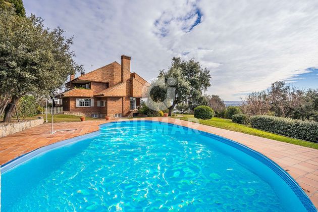 Foto 1 de Casa en venda a Ciudalcampo de 8 habitacions amb terrassa i piscina
