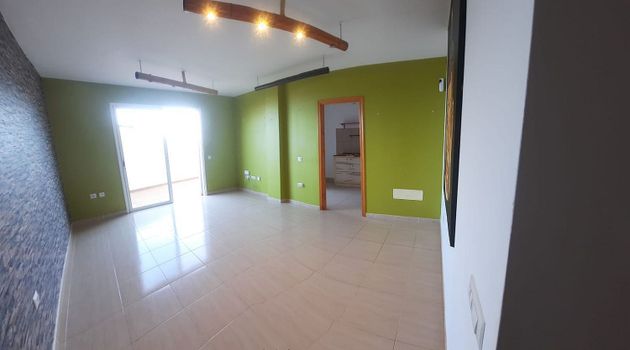 Foto 1 de Pis en venda a Orotava (La) de 2 habitacions amb terrassa i garatge