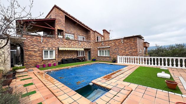 Foto 2 de Xalet en venda a Guadarrama de 9 habitacions amb terrassa i piscina