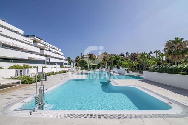 Foto 1 de Pis en venda a Paraíso - Atalaya- Benamara de 3 habitacions amb terrassa i piscina