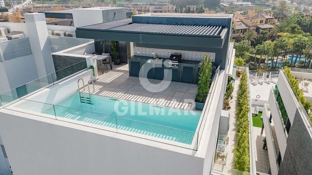 Foto 2 de Àtic en venda a Paraíso - Atalaya- Benamara de 2 habitacions amb terrassa i piscina