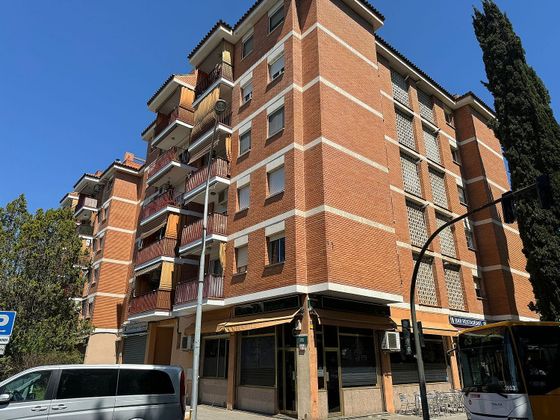 Foto 1 de Piso en venta en avenida De Roma de 3 habitaciones con balcón y aire acondicionado
