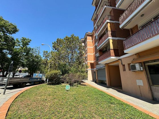 Foto 2 de Pis en venda a avenida De Roma de 3 habitacions amb balcó i aire acondicionat