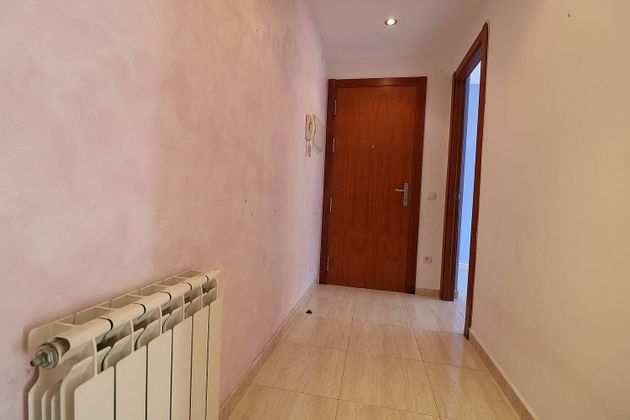 Foto 2 de Piso en venta en Montserrat - Torre-Sana - Vilardell de 3 habitaciones con garaje y calefacción