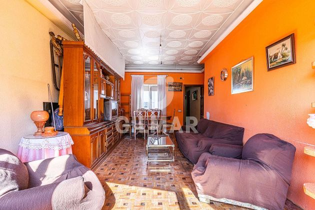 Foto 1 de Piso en venta en Moscardó de 4 habitaciones con terraza y aire acondicionado