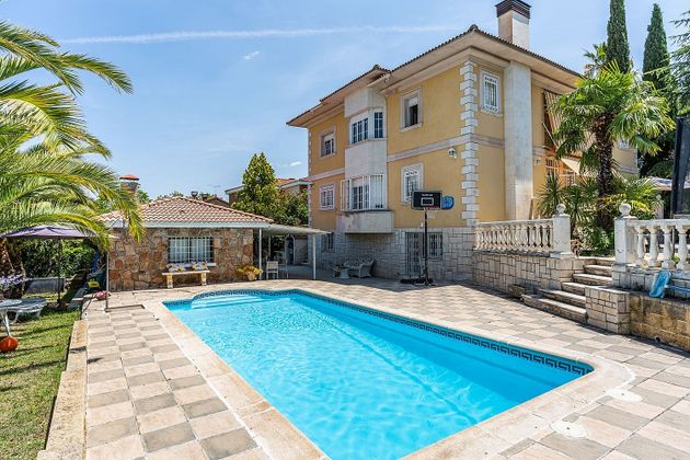 Foto 1 de Venta de chalet en El Cantizal de 6 habitaciones con terraza y piscina