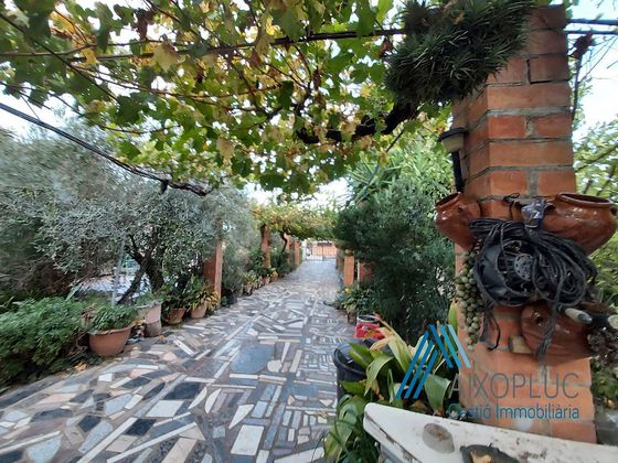 Foto 2 de Xalet en venda a Torrelles de Foix de 3 habitacions amb terrassa i jardí