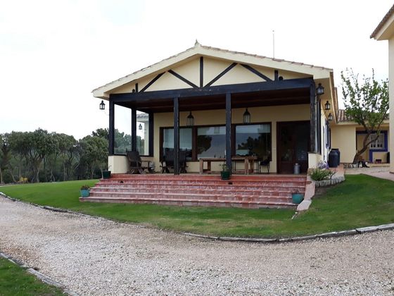 Foto 1 de Chalet en venta en Valverde de Júcar de 6 habitaciones con terraza y piscina