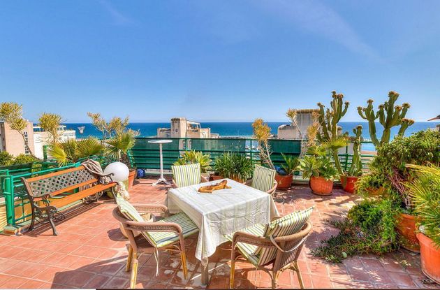 Foto 1 de Àtic en venda a Los Jardines de Marbella - La Ermita de 3 habitacions amb terrassa i aire acondicionat