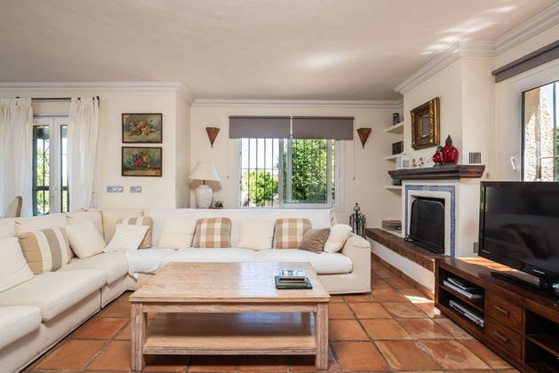 Foto 2 de Xalet en venda a Las Cancelas - Valdeolletas de 4 habitacions amb terrassa i garatge