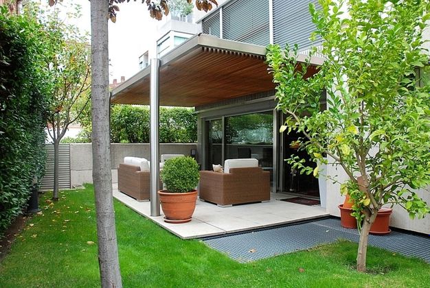Foto 2 de Dúplex en venda a Nueva España de 5 habitacions amb terrassa i piscina