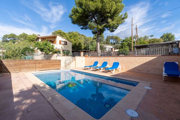 Foto 2 de Xalet en venda a avenida Catalunya de 5 habitacions amb terrassa i piscina