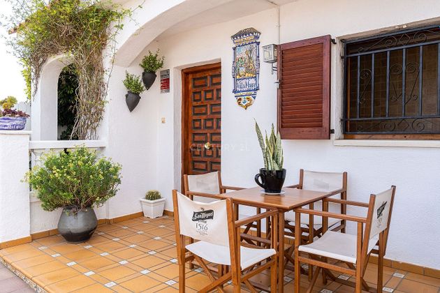 Foto 2 de Casa en venda a avenida De Les Sinies de 5 habitacions amb terrassa