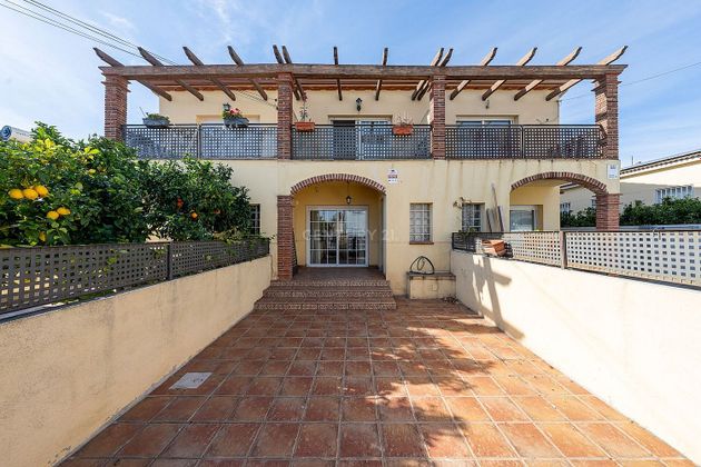 Foto 2 de Casa en venta en calle De Sant Narcis de 3 habitaciones con terraza y calefacción