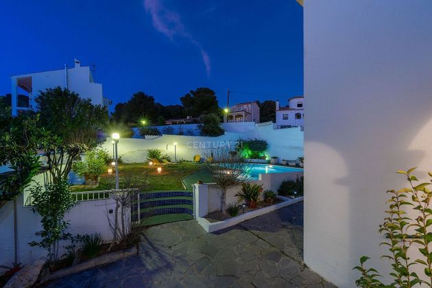 Foto 1 de Venta de casa en avenida De Les Marqueses de 3 habitaciones con terraza y piscina