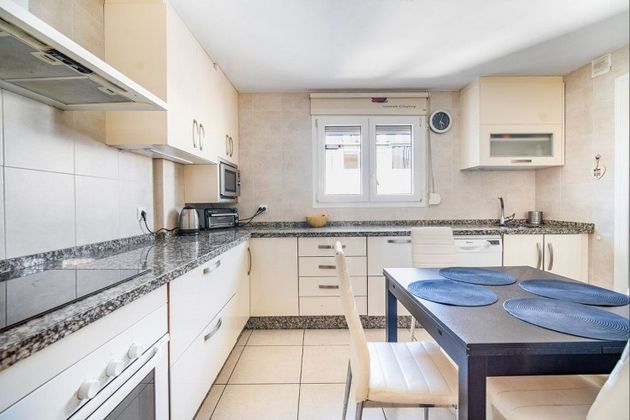 Foto 1 de Àtic en venda a calle Moratin de 4 habitacions amb terrassa i garatge