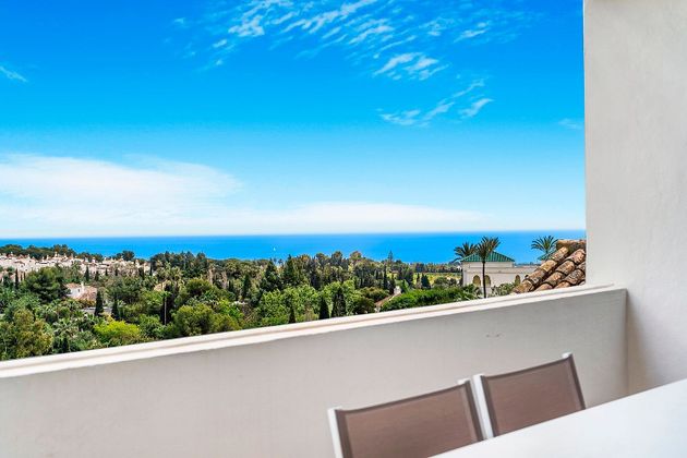 Foto 2 de Casa en venda a urbanización Marbella Hill Club de 4 habitacions amb terrassa i piscina