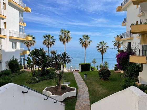 Foto 1 de Pis en lloguer a Playa Bajadilla - Puertos de 3 habitacions amb terrassa i piscina