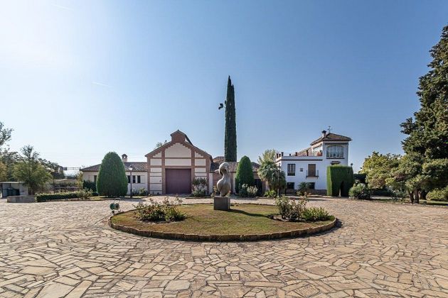 Foto 1 de Chalet en venta en carretera Granada Málaga de 25 habitaciones con terraza y piscina