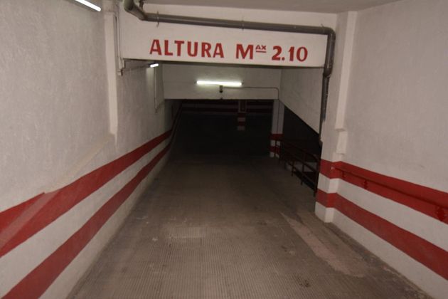 Foto 2 de Garaje en alquiler en Camino de Ronda - Rosaleda de 18 m²