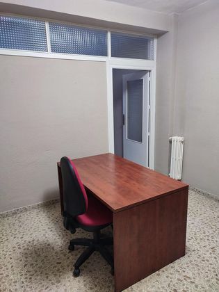 Foto 2 de Oficina en alquiler en Camino de Ronda - Rosaleda con aire acondicionado y calefacción
