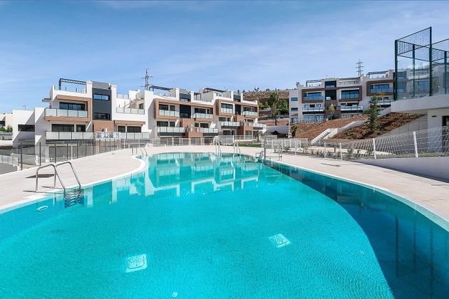 Foto 1 de Ático en venta en Bola de Oro - Serrallo de 3 habitaciones con terraza y piscina