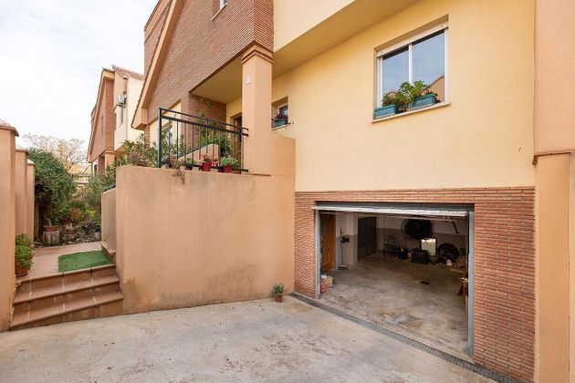 Foto 2 de Casa en venda a Gójar de 4 habitacions amb garatge i jardí
