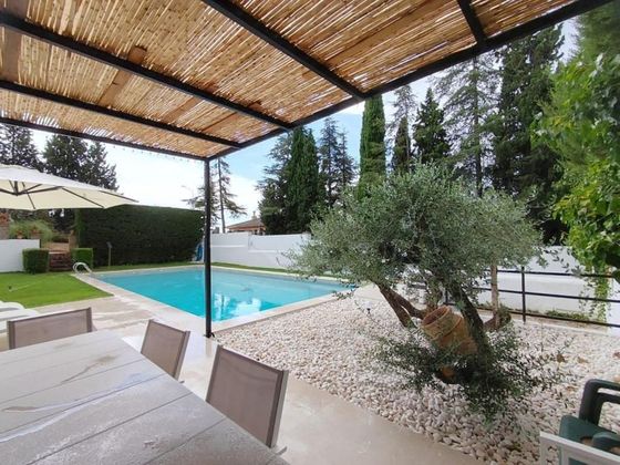 Foto 1 de Xalet en venda a Alfacar de 4 habitacions amb terrassa i piscina