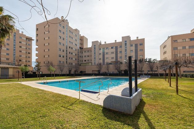 Foto 2 de Venta de piso en avenida De la Ilustración de 3 habitaciones con terraza y piscina