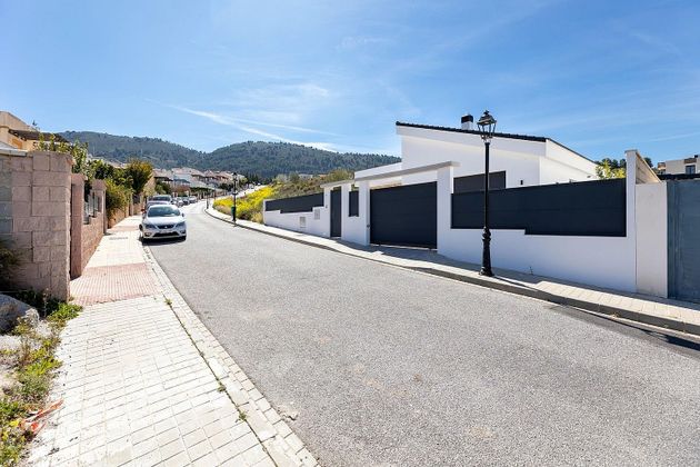 Foto 2 de Xalet en venda a calle Puntal de Las Siete Lagunas de 4 habitacions amb garatge i jardí