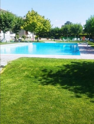 Foto 1 de Pis en venda a Terradillos de 4 habitacions amb terrassa i piscina