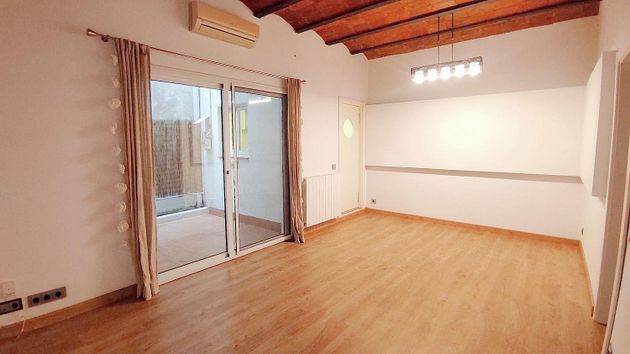 Foto 2 de Venta de piso en Sanfeliu de 1 habitación con terraza y aire acondicionado