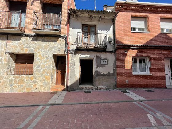 Foto 1 de Venta de casa adosada en Tudela de Duero de 2 habitaciones con garaje