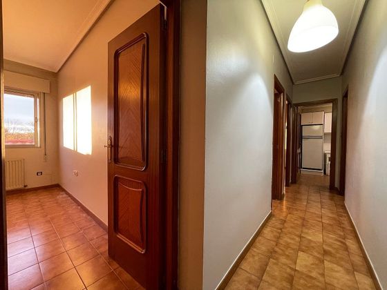 Foto 2 de Pis en venda a Tudela de Duero de 2 habitacions amb terrassa