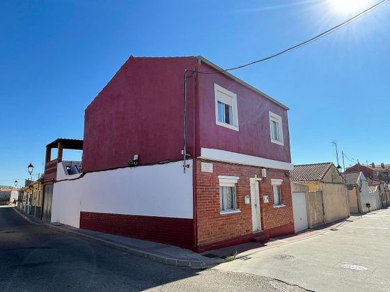 Foto 1 de Casa en venda a Tudela de Duero de 7 habitacions amb terrassa i jardí