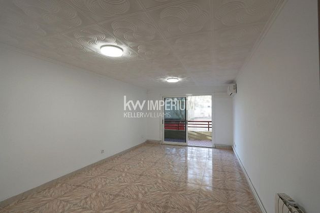 Foto 2 de Venta de piso en Centre - Reus de 3 habitaciones con terraza y balcón