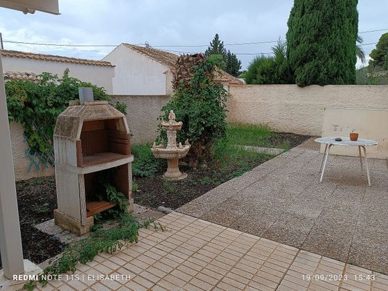 Foto 2 de Casa adossada en venda a Abanilla de 3 habitacions amb terrassa i jardí