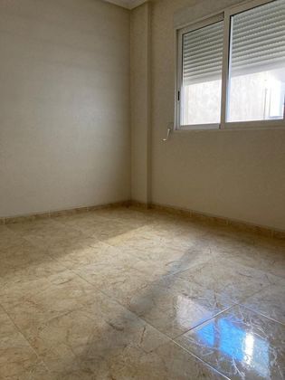 Foto 1 de Pis en venda a Alcantarilla de 4 habitacions amb garatge i balcó