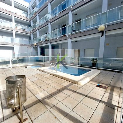Foto 1 de Pis en venda a Torreblanca de 3 habitacions amb piscina i ascensor