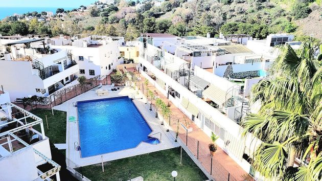 Foto 1 de Ático en venta en calle Poseidon de 2 habitaciones con terraza y piscina