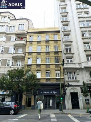 Foto 1 de Edifici en venda a calle Juan Flórez amb ascensor