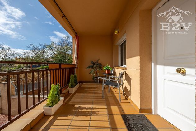 Foto 2 de Casa adossada en venda a Venturada Pueblo de 3 habitacions amb terrassa i garatge
