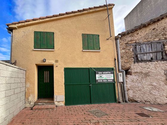 Foto 1 de Venta de casa en Navarredonda y San Mamés de 2 habitaciones con garaje y calefacción