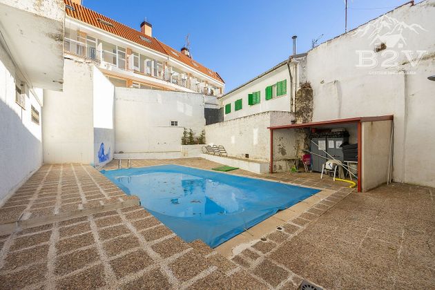 Foto 2 de Dúplex en venta en Soto del Real de 2 habitaciones con terraza y piscina