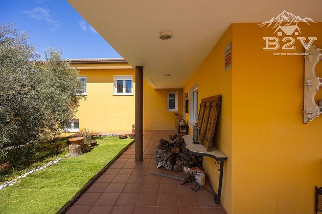 Foto 2 de Chalet en venta en Soto del Real de 5 habitaciones con terraza y garaje