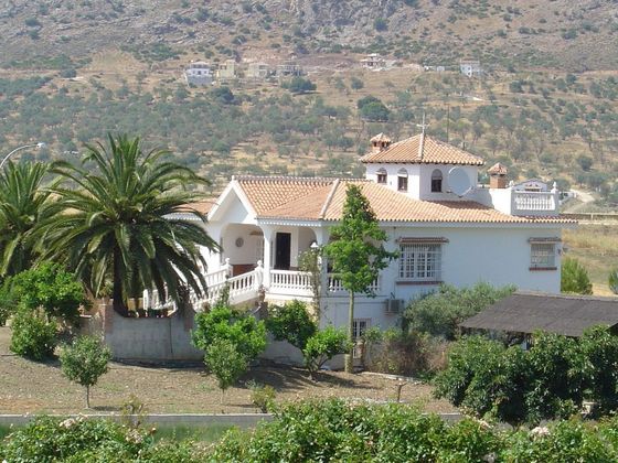 Foto 1 de Casa rural en venda a Alhaurín el Grande de 7 habitacions amb terrassa i piscina
