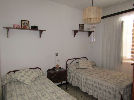 Foto 1 de Venta de casa adosada en Calera de León de 3 habitaciones y 247 m²